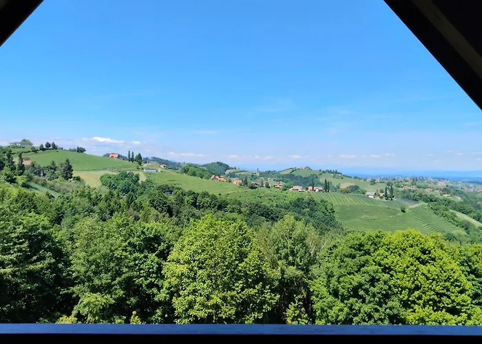 Fernblick * Kitzeck im Sausal